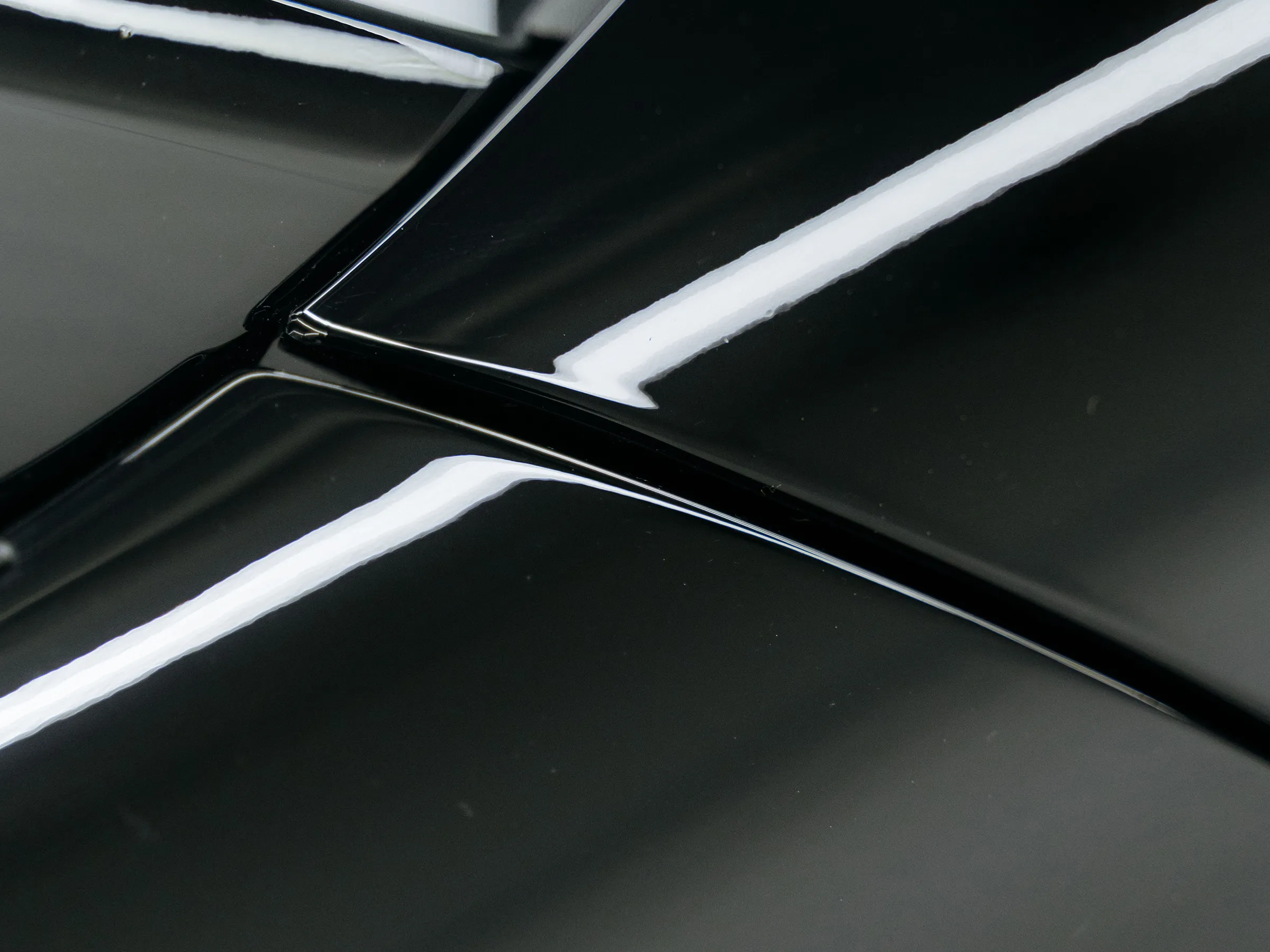 Porsche 911 — fender wrap, sealed edge